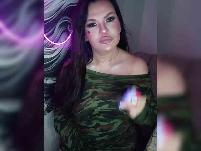Brunetochkaaa webcam