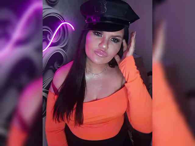 Brunetochkaaa webcam