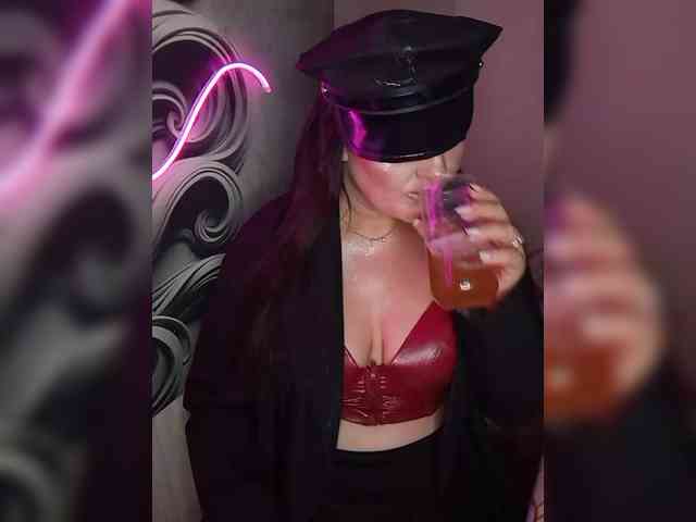 Brunetochkaaa webcam