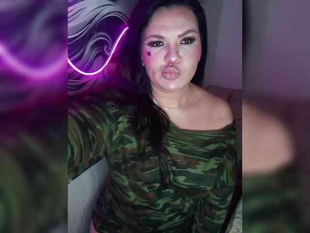 Brunetochkaaa webcam