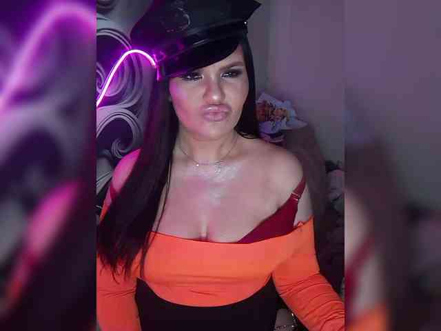 Brunetochkaaa webcam