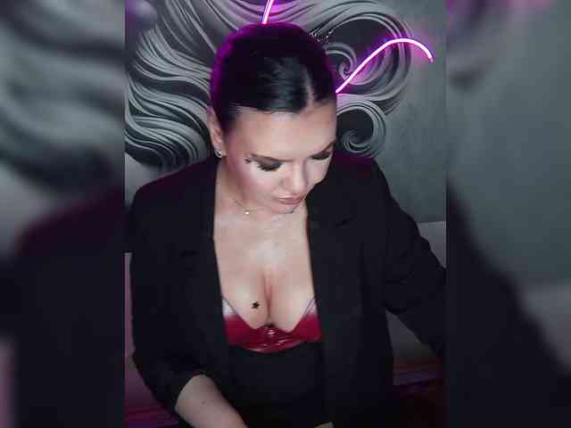 Brunetochkaaa webcam