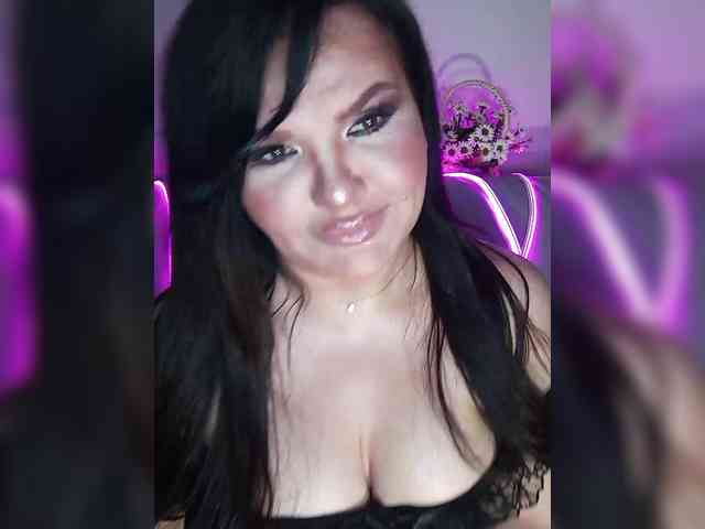 Brunetochkaaa webcam