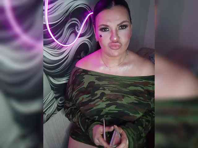 Brunetochkaaa webcam