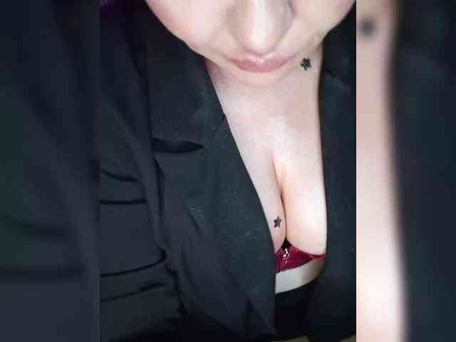 Brunetochkaaa webcam
