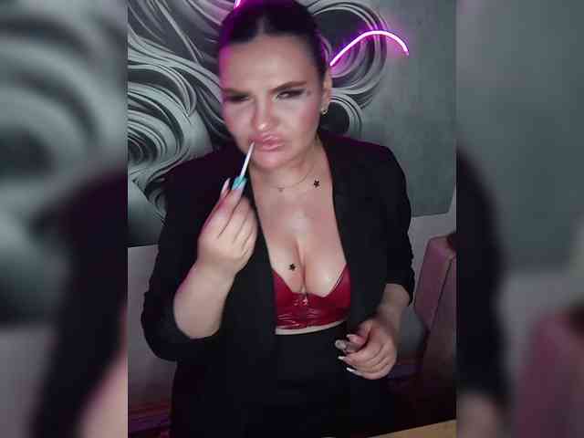 Brunetochkaaa webcam