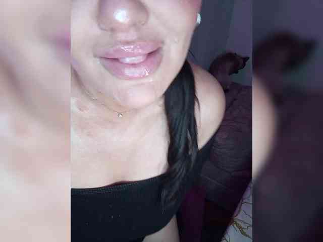 Brunetochkaaa webcam