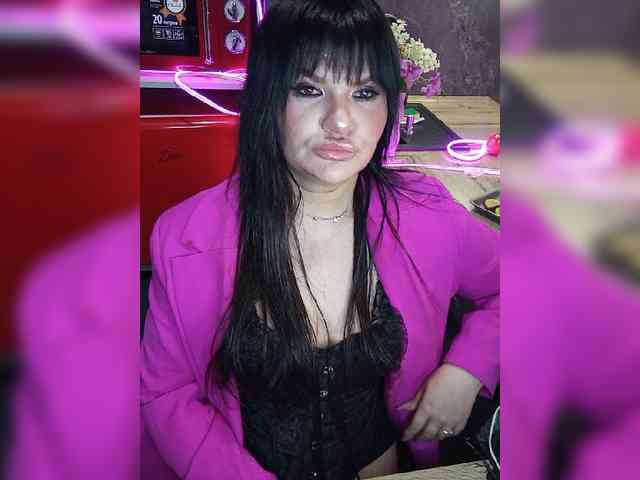 Brunetochkaaa webcam