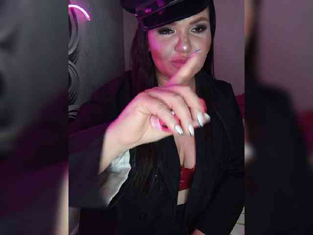 Brunetochkaaa webcam