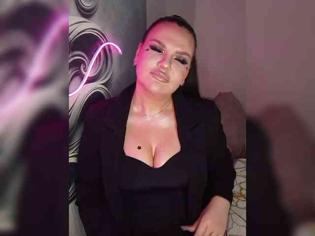 Brunetochkaaa webcam