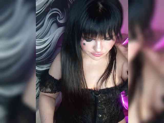 Brunetochkaaa webcam