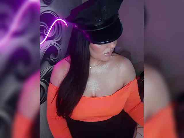 Brunetochkaaa webcam