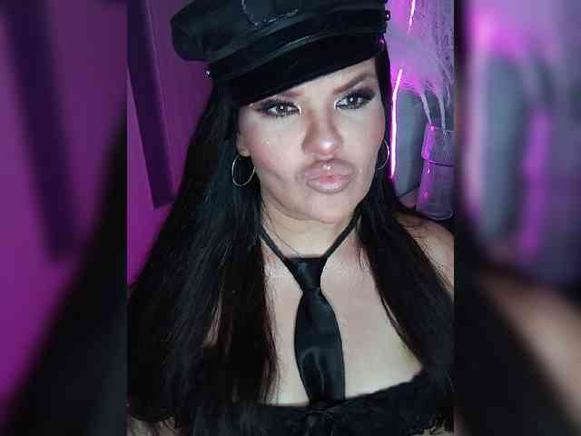 Brunetochkaaa webcam