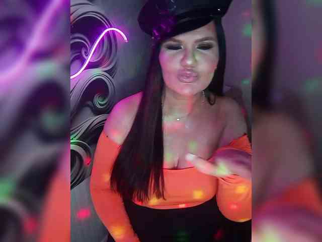 Brunetochkaaa webcam