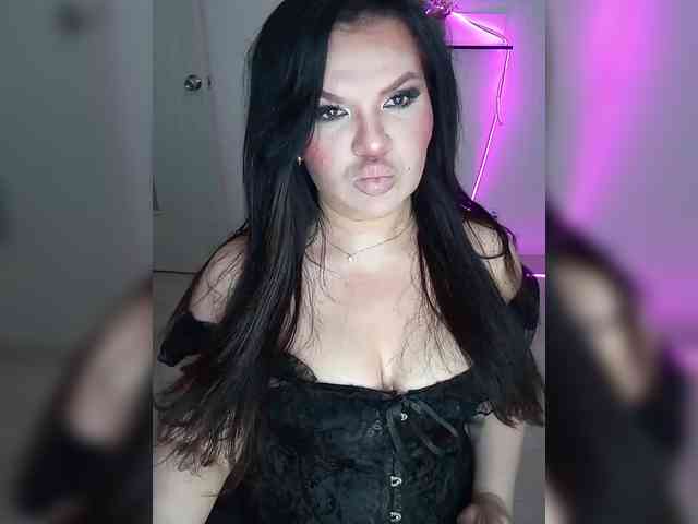 Brunetochkaaa webcam