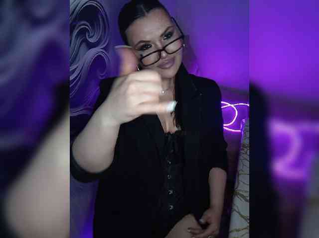 Brunetochkaaa webcam