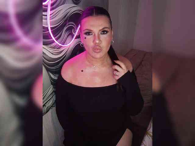 Brunetochkaaa webcam