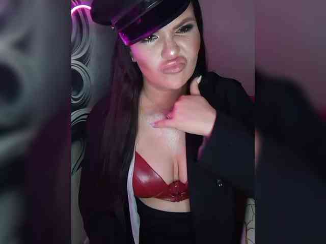 Brunetochkaaa webcam