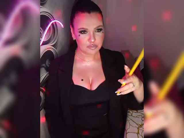 Brunetochkaaa webcam