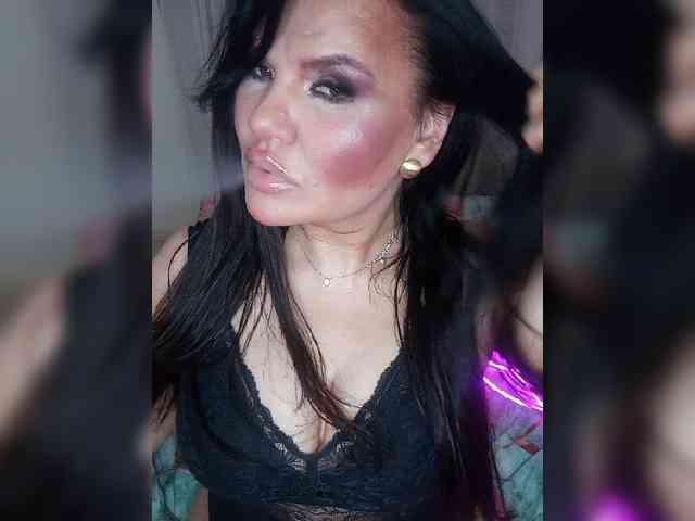 Brunetochkaaa webcam