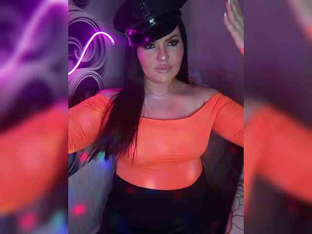 Brunetochkaaa webcam