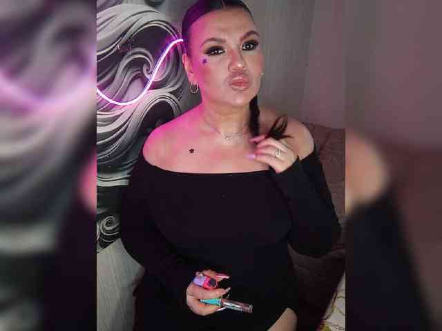 Brunetochkaaa webcam