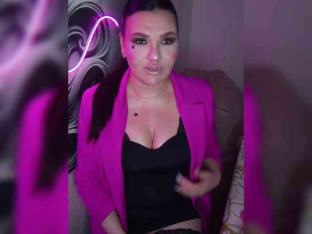 Brunetochkaaa webcam