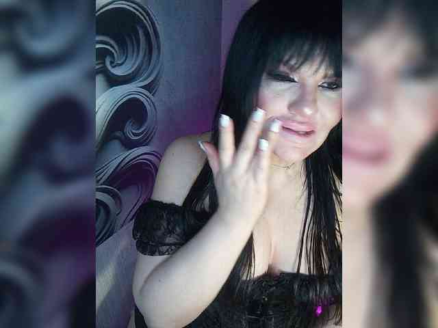 Brunetochkaaa webcam
