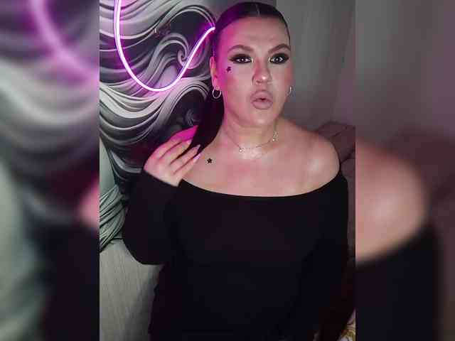 Brunetochkaaa webcam