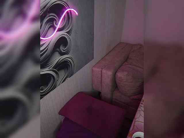 Brunetochkaaa webcam