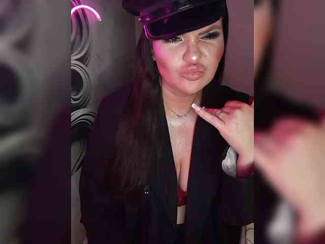 Brunetochkaaa webcam