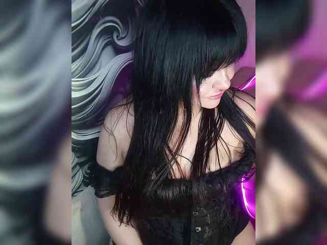 Brunetochkaaa webcam