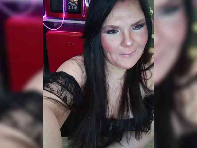 Brunetochkaaa webcam