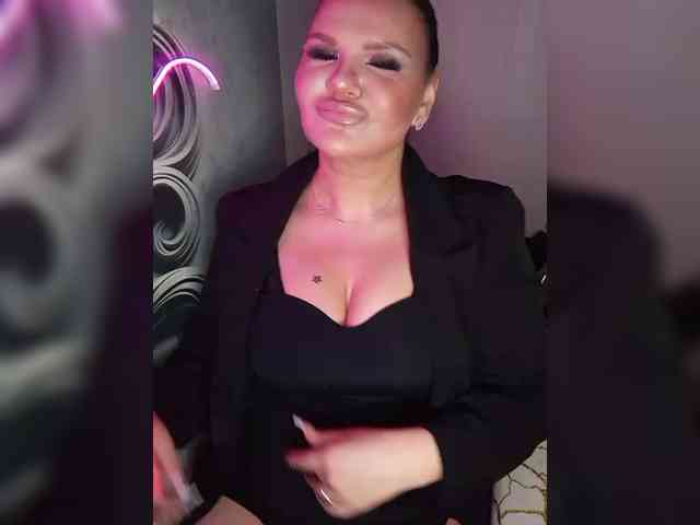 Brunetochkaaa webcam