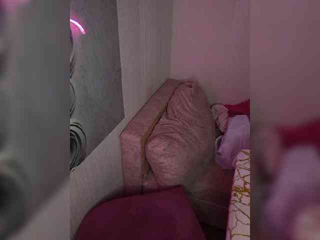 Brunetochkaaa webcam