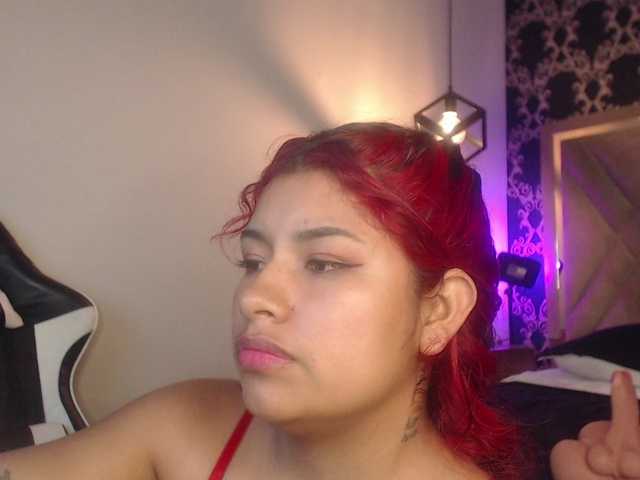 ChantalPetit live cam preview
