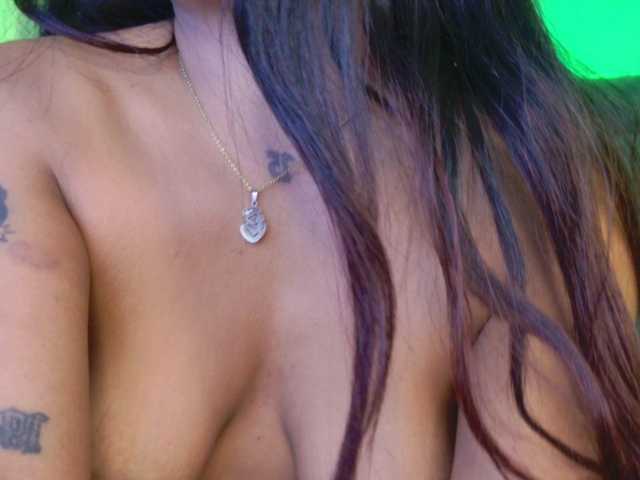 ChantalPetit live cam on BongaCams