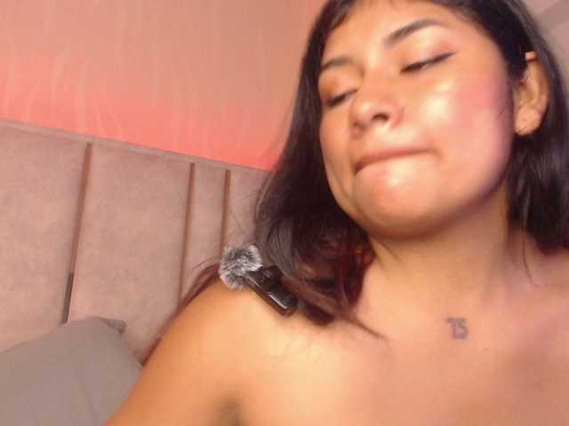 ChantalPetit live cam on BongaCams
