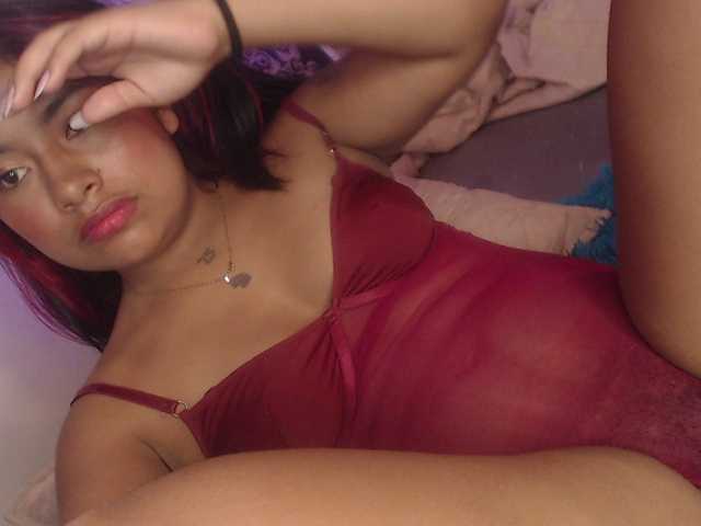 ChantalPetit live cam on BongaCams
