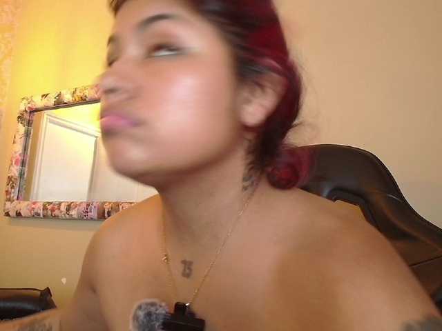 ChantalPetit live cam on BongaCams