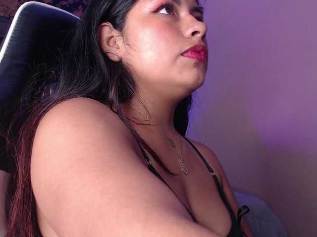 ChantalPetit live cam on BongaCams