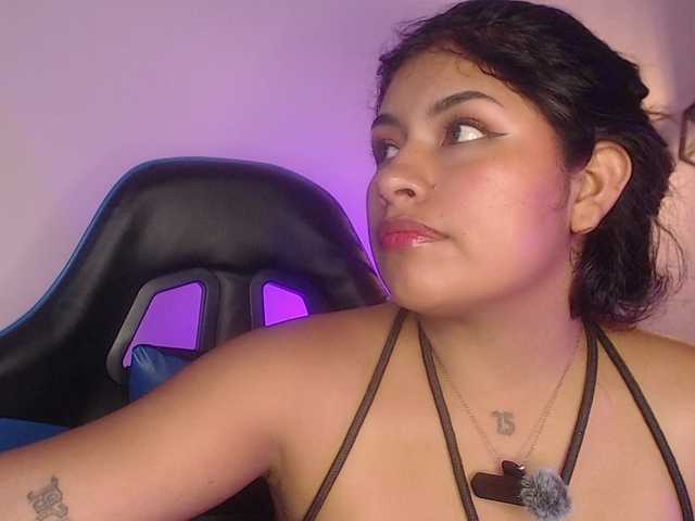 ChantalPetit live cam on BongaCams