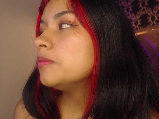 ChantalPetit live cam on BongaCams