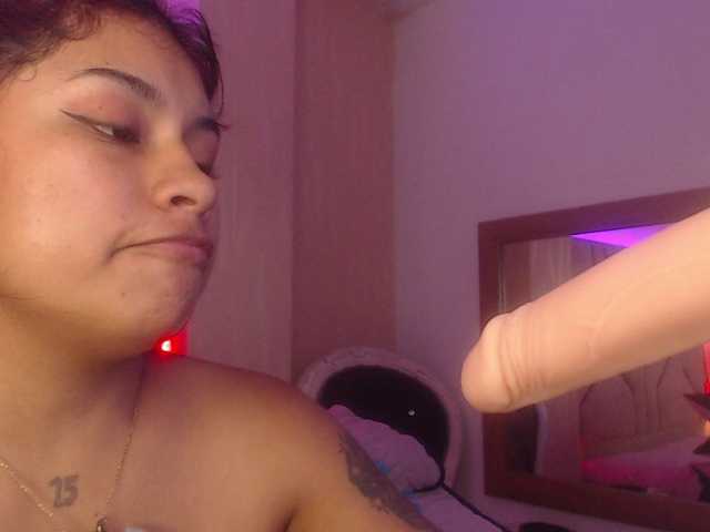 ChantalPetit live webcam show