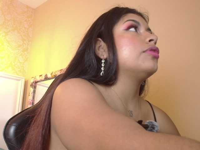 ChantalPetit live cam on BongaCams