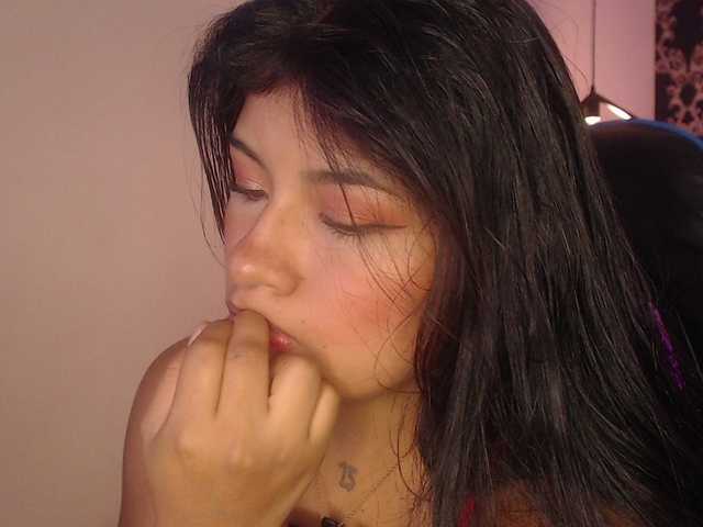 ChantalPetit live cam on BongaCams