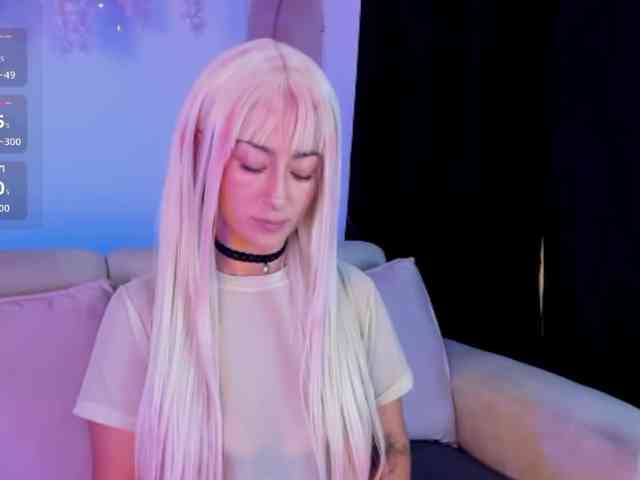 Mia-Bloom Live Webcam on BongaCams