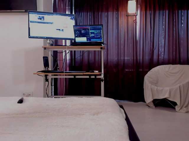 aryahunt live cam on BongaCams