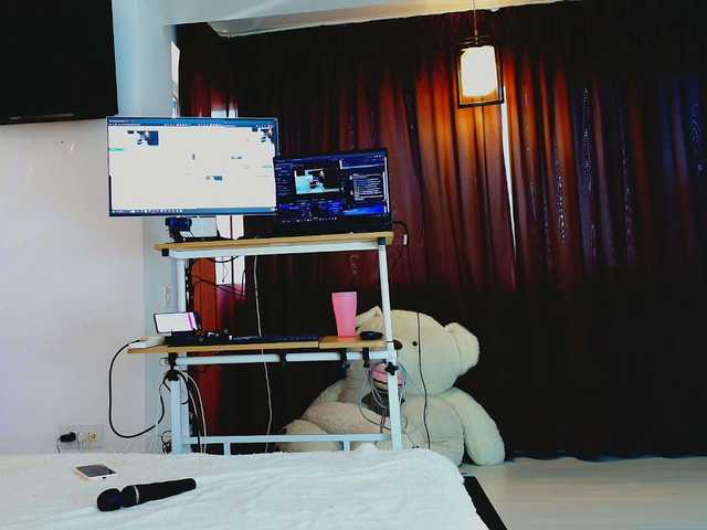aryahunt live cam on BongaCams