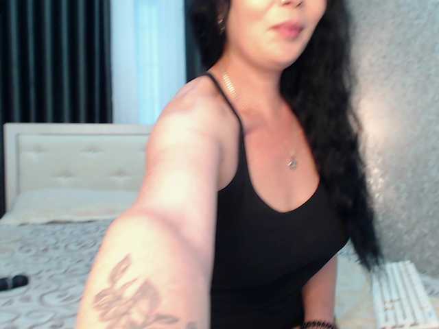 pervjuly's BongaCams show and profile